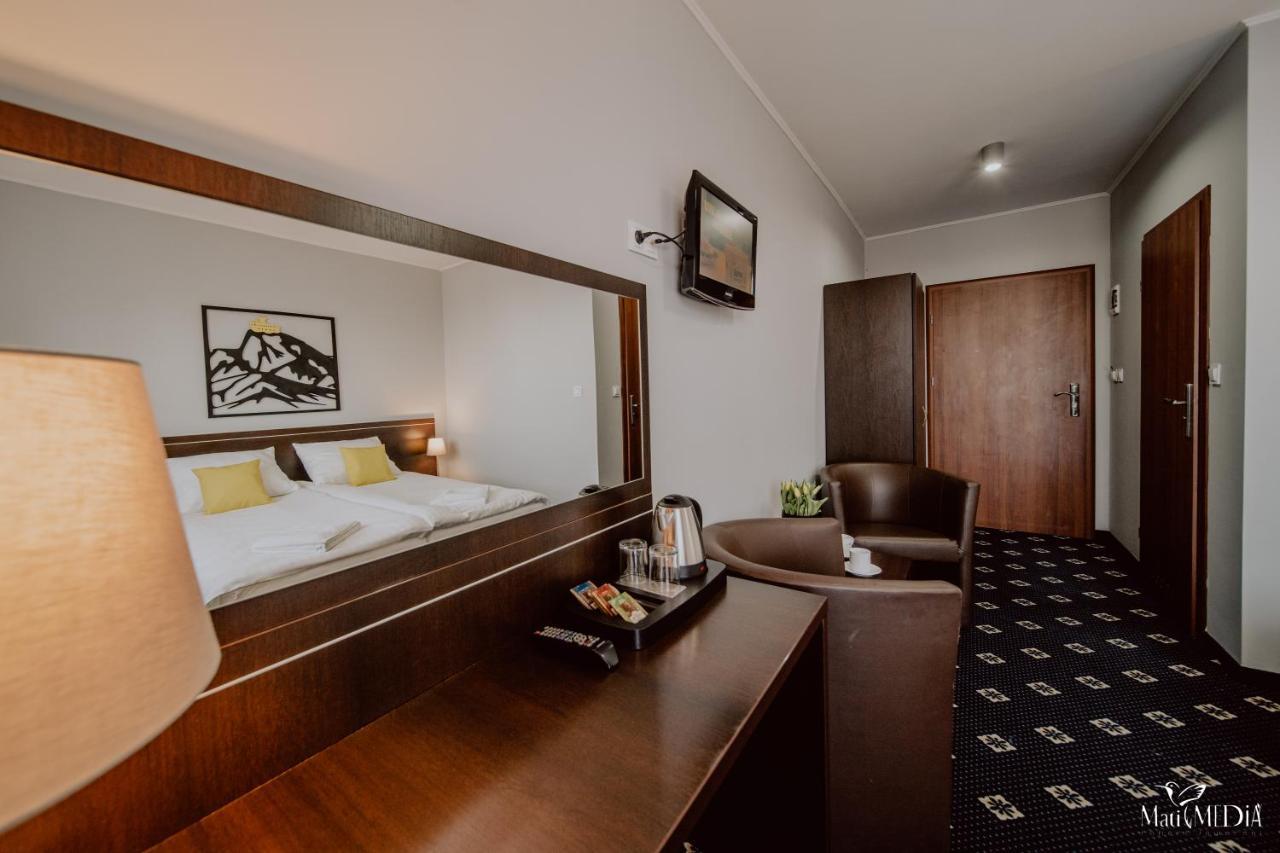 Karpacki & Spa - Blisko Wyciagu, Restauracja, Sala Zabaw, Bar 24H (Adults Only) 卡尔帕奇 外观 照片